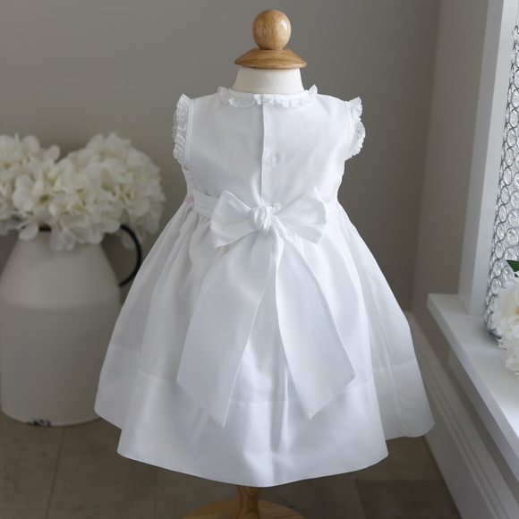 Girls White Dress Smocked Size 9 Month Feltman Brothers Pink Embroidery NWOT - Picture 7 of 7